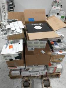 lot 55 image: PALLET OF MIXED TILE