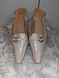 Franco Sarto Taupe Leather Slingbacks wKitten Heel Sz 7 12