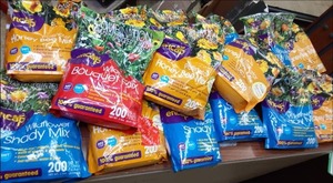 Combination Mulch, Fertilizer, & Se...