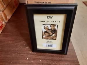 (12 ct.) Uniek Inc. New in Box Char...