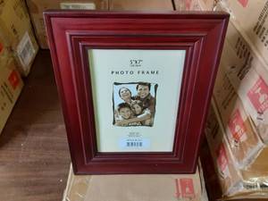 (4 ct.) Uniek Inc. New in Box Dilla...