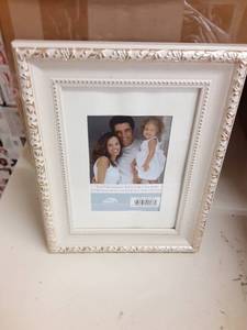 (12 ct.) Uniek Inc. New in Box Gild...