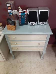 3 Drawer Vintage Dresser (29X 16 ...