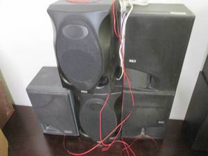 (4) RCA Speakers...