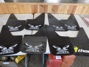 lot 36 image: 4 Sets of Team Arctic Mud Flaps
