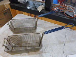 lot 53 image: 2 Fryer Baskets