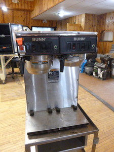 lot 75 image: Bunn Coffee Maker