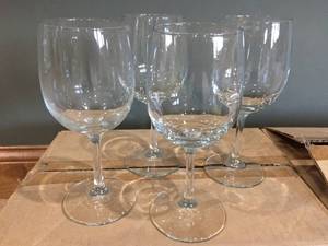 22 Madison Stemware Wine Glasses
