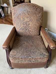Beautiful AccentReclining Chair by Bradington Young