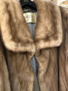 Ladies Vintage Fur Coat