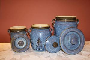 lot 48 image: 3 hand thrown pottery containers