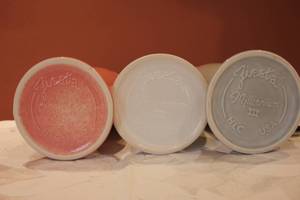 lot 49 image: 3 Fiesta Ware Vases
