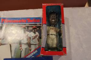 lot 83 image: Twins Baseball Collection