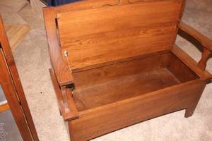 lot 173 image: Wood storage items