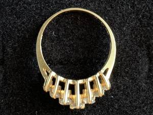 lot 202 image: Fine Jewelry - CZ10K Gold Ring