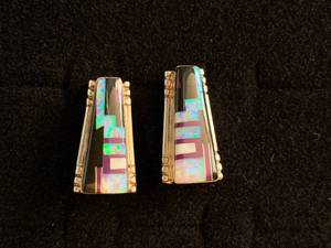 lot 215 image: Silver earrings with geometric design
