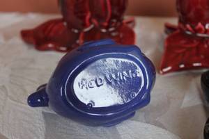 lot 20 image: Red Wing Candleholders, pipe rest, ash tray