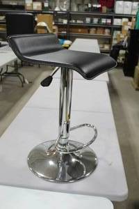 Chrome Metal Pedestal Adjustable Low Back Bar Stool with Footrest and Pad Black 14Wx16Dx22H