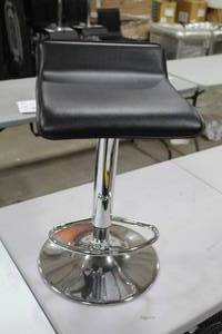Chrome Metal Pedestal Adjustable Low Back Bar Stool with Footrest and Pad Black 14Wx16Dx22H