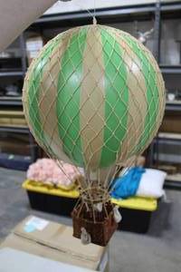 Authentic Models Travels Light Royal Aero Hot Air Balloon AP163G True Green 14Wx14H (in box)