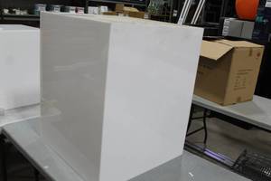 Acrylic Display White 28Lx23Wx28H