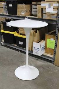 Pedestal Table White 28Dx40H
