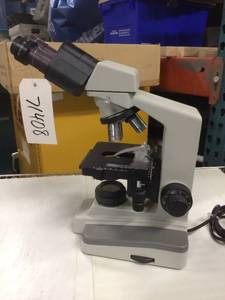 MSRP $1200 Motic B Series Powered Light Up Binocular Laboratory Microscope With 3 Objections&nbsp1 - Motic 40.101 - Motic 100.251 - Motic 400.65 - Great Condition