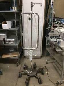 MSRP $750 4 Ram Hook DUAL IV Pole Infusion Pump Mobile Stand with SL Waber ULHCA-15 Outlet Power Strip - Great Condition