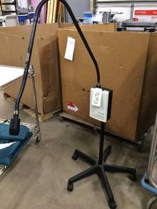 MSRP $800 Welch Allyn 48740 Lite Box And Lite Pipe Fiber Optic Exam Light On Mobile Stand - Great Working Condition