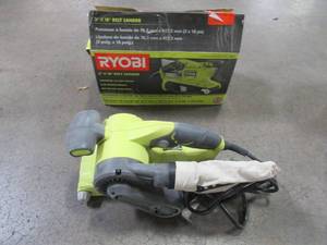 lot 9 image: RYOBI 3 in. x 18 in. Portable Belt Sander, BE319 - Used.