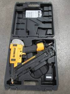 lot 54 image: DEWALT Pneumatic 15-Gauge DA Nailer, DWFP72155 - Used.