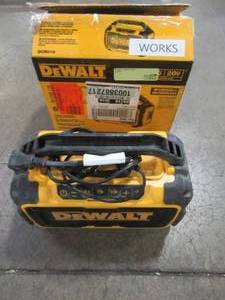 lot 68 image: DEWALT Jobsite Radio DCR010 - Used.