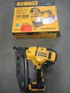lot 80 image: DEWALT 20-Volt MAX XR Lithium-Ion Cordless 16-Gauge Angled Finish Nailer (Tool-Only), DCN660B - Like New