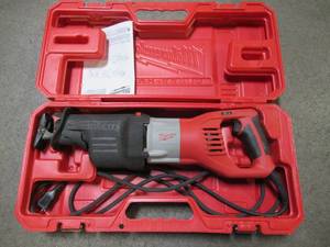 lot 85 image: Milwaukee 15 Amp Super SAWZALL Reciprocating Saw, 6538-21. Slightly Used.