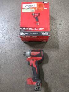 lot 96 image: MILWAUKEE M18 FUEL SURGE 18-Volt Lithium-Ion Cordless Brushless 14 in. Hex Hydraulic Impact Driver (Tool-Only), 2760-20 - Used.