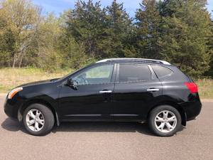 2010 Nissan Rogue SL AWD - 2 OWNER