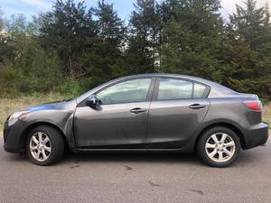 2010 Mazda 3i - 2 OWNER