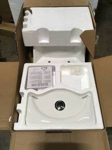 lot 8 image: Fenwick 1-Piece 1.6 GPF1.1 GPF Dual Flush Elongated Toilet in White by Glacier Bay Customer Returns See Pictures