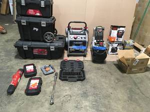 lot 41 image: Lot of Husky Tools and Hardware Customer Returns See Pictures