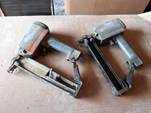 Lot of (2) SENCO SKS Pneumatic BradFinish  Staple Nailers
