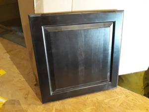 Lot of (9) Mocha Solid Soft Maple Cabinet Doors 18 x 18