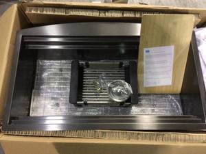 lot 3 image: Handmade Workstation Mount Stainless Steel 33 in. x 20 in. Single Bowl Ledge Farmhouse Apron Kitchen Sink in Matte Black Customer Return See Pictures
