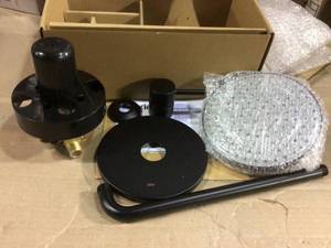 lot 64 image: Single-Handle 1-Spray Shower Faucet with Valve in Matte Black (Valve Included) Customer Return See Pictures