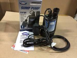 lot 65 image: 14 HP Submersible Thermoplastic Sump Pump Customer Return See Pictures