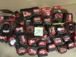 BIG MIX LOT OF MILWAUKEE MEASURING TAPE Customer Returns See Pictures