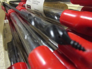 lot 811 image: B & A HIGH SPEED, FLEX SHAFT, WIRE FISHING DRILL BITS