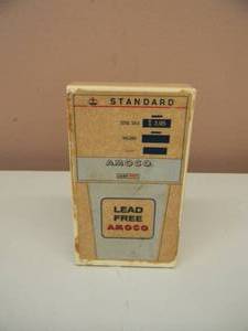lot 10 image: RARE - VINTAGE STANDARD AMOCO ADVERTISING LEAD FREE GAS PUMP COIN BANK - AWESOME - APPROX 4.25 - SEE PICTURES