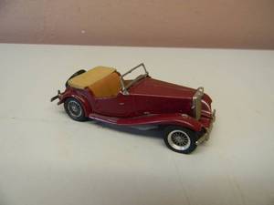 lot 33 image: Abingdon Classics 143 Scale - MG TC Midget - RARE - FANTASTIC PIECE - SEE PICTURES