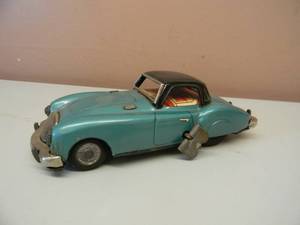 lot 38 image: VINTAGE SANSHIN JAPAN WIND UP TIN TOY CAR - MG 4574 - WORKS - VERY COOL PIECE - SEE PICTURES