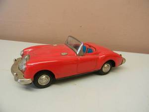 lot 39 image: VINTAGE BANDAI JAPAN FRICTION TIN TOY CAR - RARE 314 Roadster MG - WORKS - NICE - SEE PICTURES